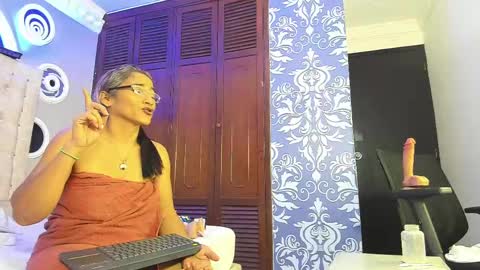 Snapshot of mature_bigass__ chatting on March 4, 2025, 9:00 pm Maria online show from March 4, 2025, 9:00 pm