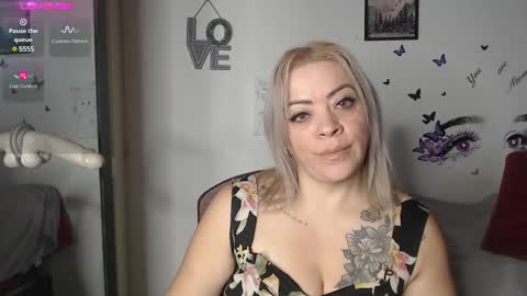Snapshot of mature_liaa chatting on February 24, 2025, 12:05 pm Mature liaa online show from February 24, 2025, 12:05 pm