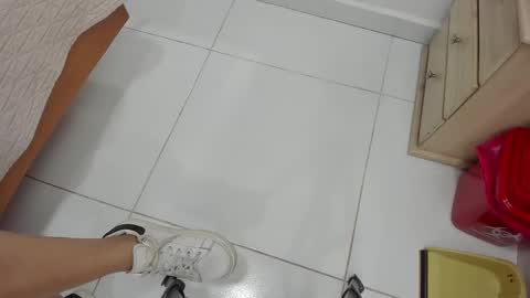 Macarena online show from March 2, 2026, 10:38 pm