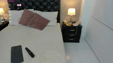 Snapshot of mature_rocio chatting on June 5, 2026, 3:46 am Rocio online show from June 5, 2026, 3:46 am