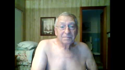 Snapshot of maturecouple1954 chatting on September 16, 2025, 11:00 am SXECPL55 at G mail Dot Com online show from September 16, 2025, 11:00 am