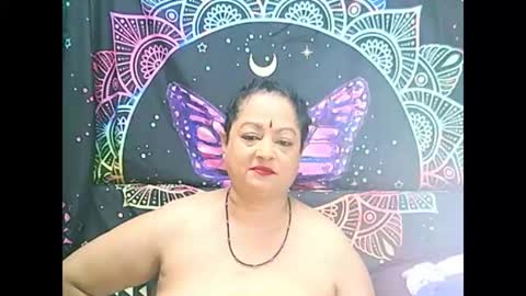 Snapshot of matureindian654u chatting on August 5, 2026, 12:19 pm matureindian654u online show from August 5, 2026, 12:19 pm
