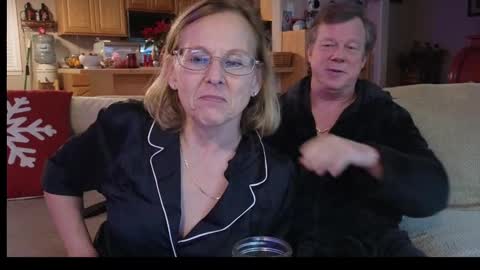 Snapshot of matureluvin chatting on December 29, 2024, 11:29 pm JustUs online show from December 29, 2024, 11:29 pm