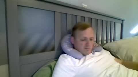 matzejohannsen97 online show from May 12, 2026, 7:05 am