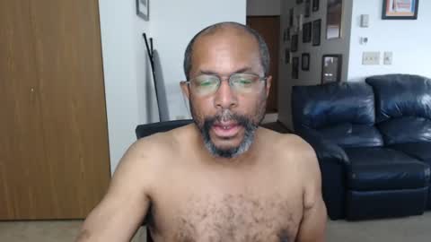 mauricewilson86 online show from October 22, 2025, 2:50 pm