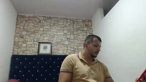 Snapshot of maurodcali chatting on February 1, 2026, 2:21 am maurodcali online show from February 1, 2026, 2:21 am