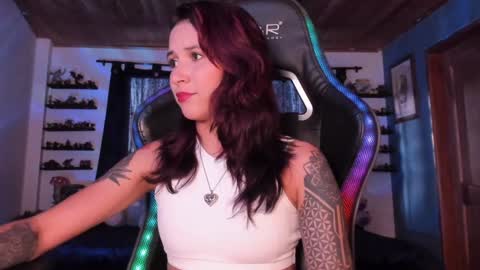 Snapshot of mavis_fuentes chatting on January 15, 2025, 10:57 pm Hilary online show from January 15, 2025, 10:57 pm