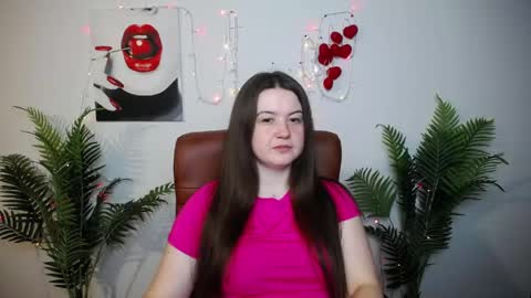 MavkaCute online show from May 18, 2026, 6:14 pm