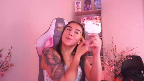 Snapshot of mavy_ chatting on February 9, 2026, 6:56 pm MAVY online show from February 9, 2026, 6:56 pm