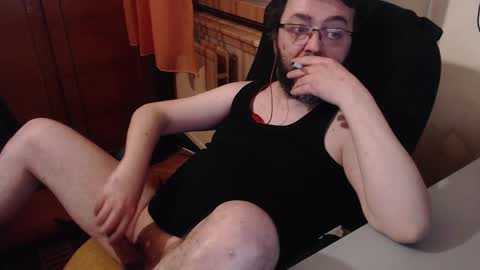 Snapshot of max818k chatting on February 16, 2025, 11:27 am Max online show from February 16, 2025, 11:27 am