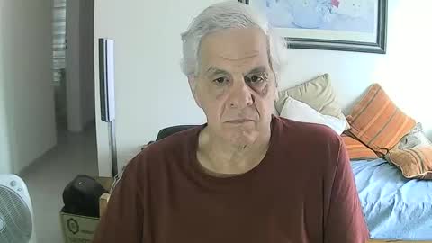 Snapshot of max_2017 chatting on December 16, 2024, 8:37 pm max_2017 online show from December 16, 2024, 8:37 pm