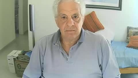 Snapshot of max_2017 chatting on January 18, 2025, 8:09 pm max_2017 online show from January 18, 2025, 8:09 pm