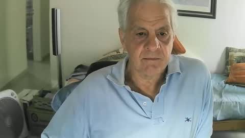 Snapshot of max_2017 chatting on January 20, 2025, 8:50 pm max_2017 online show from January 20, 2025, 8:50 pm