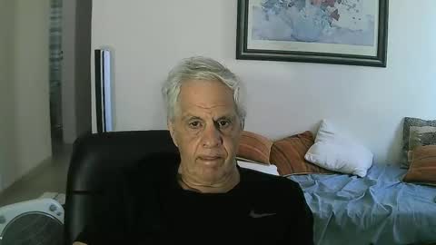 Snapshot of max_2017 chatting on January 27, 2025, 9:55 pm max_2017 online show from January 27, 2025, 9:55 pm