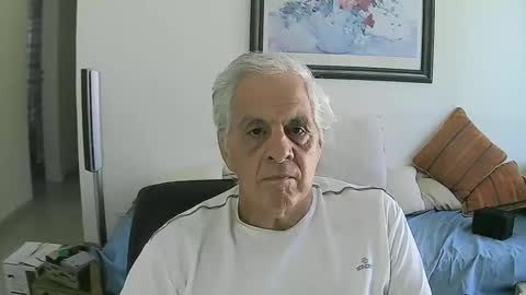 Snapshot of max_2017 chatting on February 21, 2025, 7:32 pm max_2017 online show from February 21, 2025, 7:32 pm