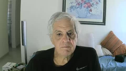 Snapshot of max_2017 chatting on February 24, 2025, 7:52 pm max_2017 online show from February 24, 2025, 7:52 pm