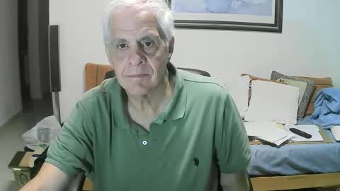 Snapshot of max_2017 chatting on September 22, 2025, 11:29 pm max_2017 online show from September 22, 2025, 11:29 pm