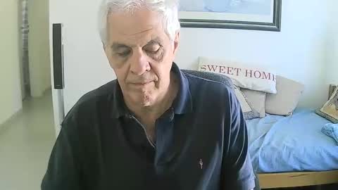 Snapshot of max_2017 chatting on September 27, 2025, 6:57 pm max_2017 online show from September 27, 2025, 6:57 pm