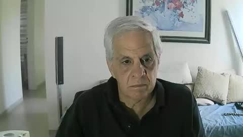 max_2017 online show from December 4, 2025, 8:06 pm