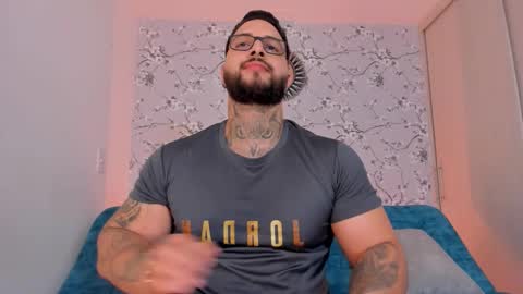 max D. online show from March 5, 2026, 11:39 am