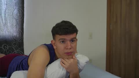 Max online show from January 5, 2026, 6:44 pm