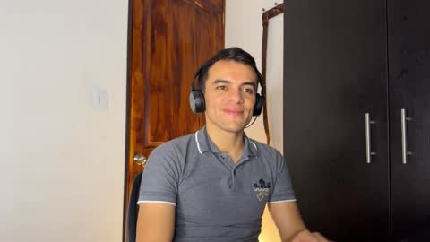 Max Lancaster online show from December 15, 2024, 1:13 am