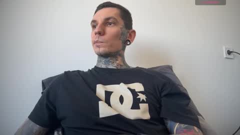    online show from February 9, 2025, 9:47 am