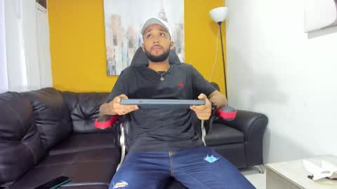 Snapshot of max_sexyhot26 chatting on January 4, 2025, 2:56 am max_sexyhot26 online show from January 4, 2025, 2:56 am