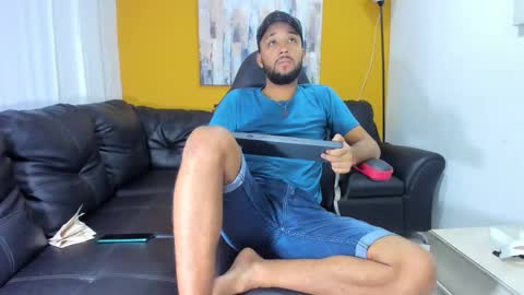 Snapshot of max_sexyhot26 chatting on January 5, 2025, 3:00 am max_sexyhot26 online show from January 5, 2025, 3:00 am
