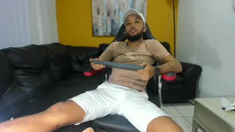 Snapshot of max_sexyhot26 chatting on January 6, 2025, 2:26 am max_sexyhot26 online show from January 6, 2025, 2:26 am