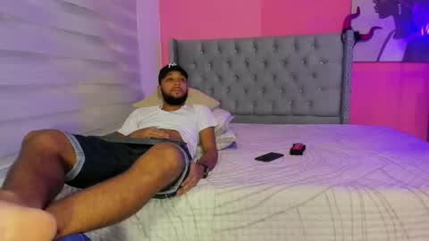 Snapshot of max_sexyhot26 chatting on January 14, 2025, 2:19 am max_sexyhot26 online show from January 14, 2025, 2:19 am