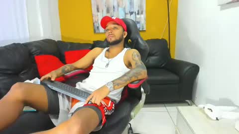 Snapshot of max_sexyhot26 chatting on March 6, 2025, 3:13 am max_sexyhot26 online show from March 6, 2025, 3:13 am