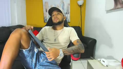 Snapshot of max_sexyhot26 chatting on March 7, 2025, 3:29 am max_sexyhot26 online show from March 7, 2025, 3:29 am