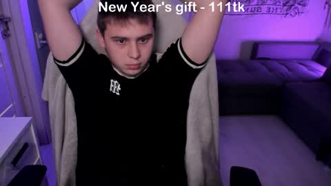 Max online show from January 7, 2026, 6:54 pm