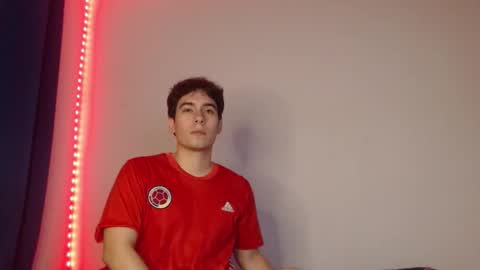 Snapshot of max_snow1616 chatting on February 14, 2026, 3:09 pm max_snow1616 online show from February 14, 2026, 3:09 pm