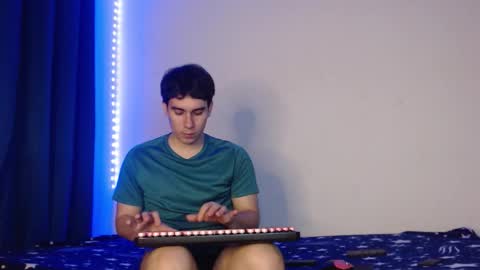 Snapshot of max_snow1616 chatting on February 20, 2026, 4:29 pm max_snow1616 online show from February 20, 2026, 4:29 pm