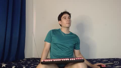 Snapshot of max_snow1616 chatting on February 28, 2026, 3:35 pm max_snow1616 online show from February 28, 2026, 3:35 pm