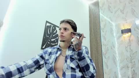 max_sstteel online show from May 11, 2026, 12:33 pm