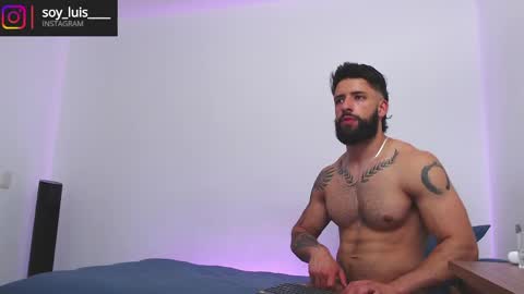 max_xl_ online show from April 15, 2026, 2:51 am