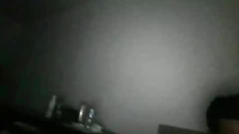 Snapshot of maxbee1323 chatting on April 13, 2026, 5:40 pm maxbee1323 online show from April 13, 2026, 5:40 pm