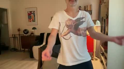 Max Mikado online show from December 7, 2024, 2:46 pm