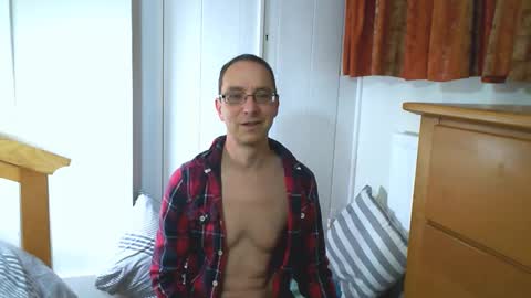 Max Davies online show from November 13, 2025, 7:13 pm