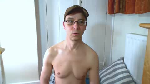 Max Davies online show from March 14, 2026, 6:46 pm