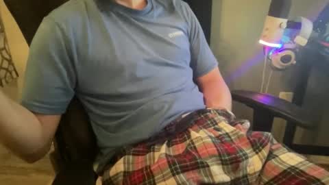 Snapshot of maxfreaky407284 chatting on January 10, 2026, 6:26 am perezcouple online show from January 10, 2026, 6:26 am