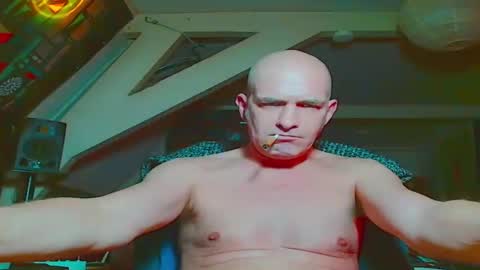 Snapshot of maxhardcore77 chatting on November 27, 2025, 6:26 am maxhardcore77 online show from November 27, 2025, 6:26 am