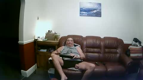 Snapshot of maxi_johnes chatting on December 20, 2024, 10:32 pm MAX online show from December 20, 2024, 10:32 pm