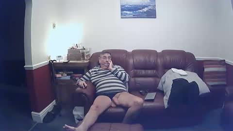 Snapshot of maxi_johnes chatting on February 26, 2025, 9:48 pm MAX online show from February 26, 2025, 9:48 pm