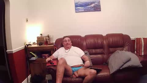 Snapshot of maxi_johnes chatting on January 31, 2026, 11:03 pm MAX online show from January 31, 2026, 11:03 pm