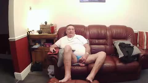 Snapshot of maxi_johnes chatting on March 14, 2026, 11:54 pm MAX online show from March 14, 2026, 11:54 pm