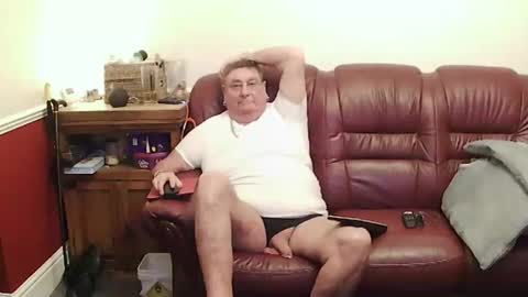 Snapshot of maxi_johnes chatting on March 27, 2026, 10:53 pm MAX online show from March 27, 2026, 10:53 pm